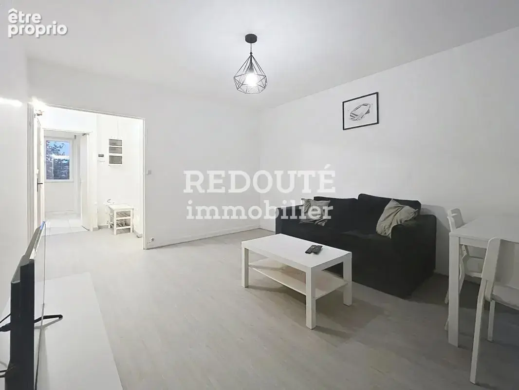 À vendre – appartement t5 avec balcon – reims, proche luton - photo 9