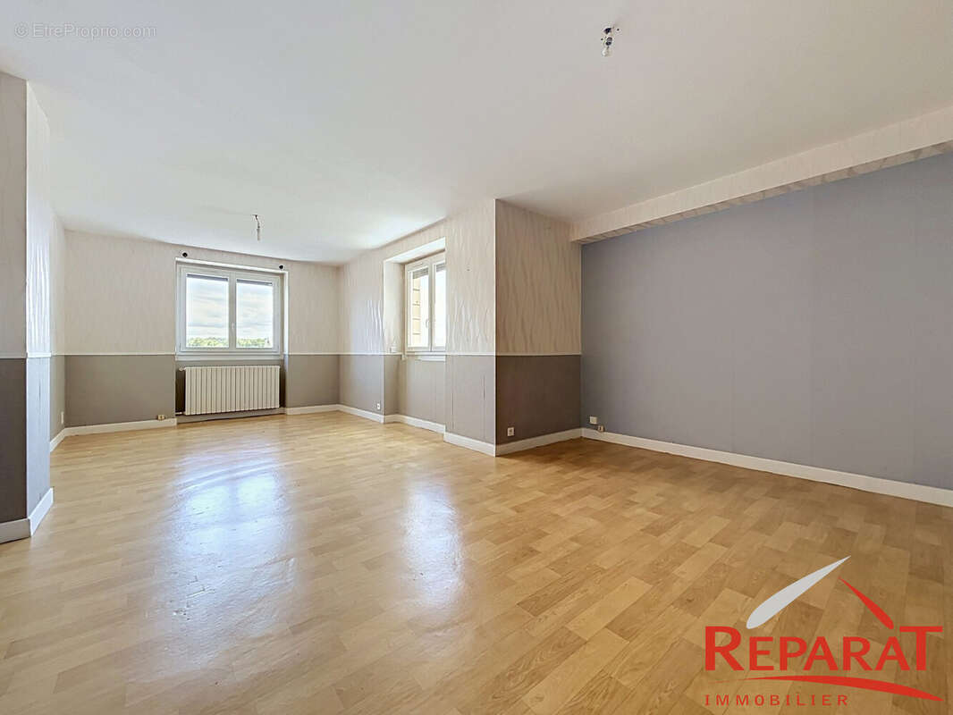 Appartement 90 m² à Brive-La-Gaillarde  - photo 2