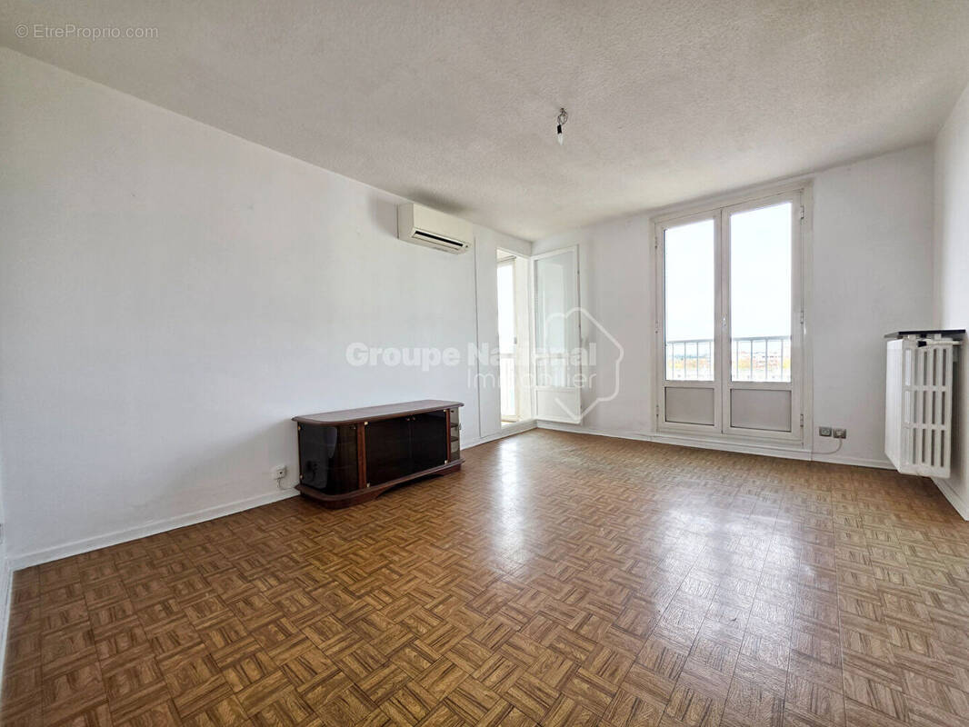 Appartement à MIRAMAS