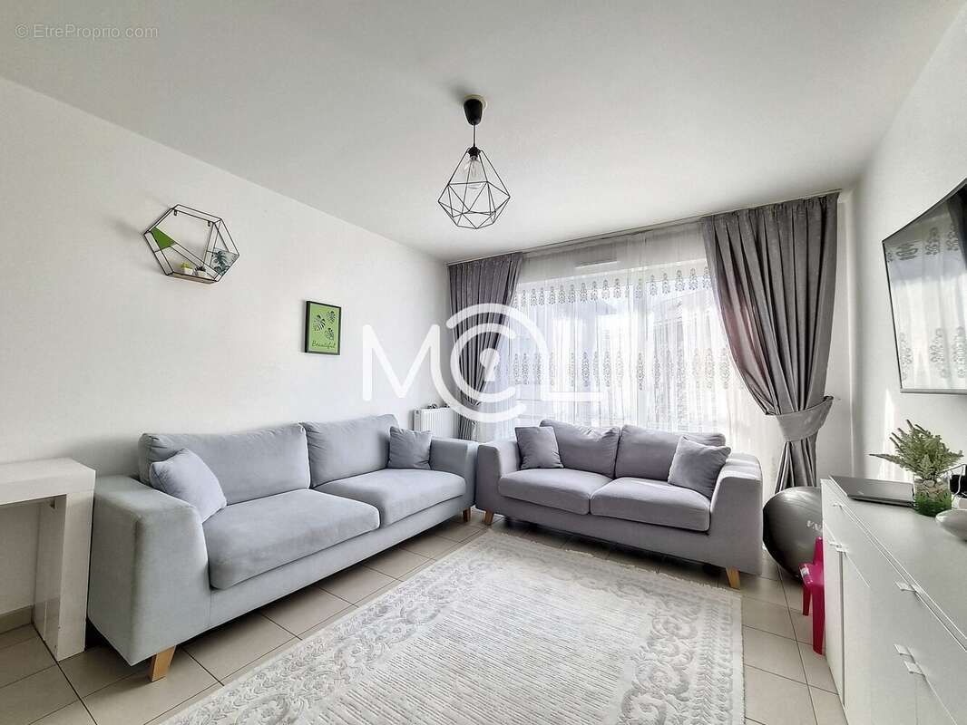 Appartement à LIMEIL-BREVANNES