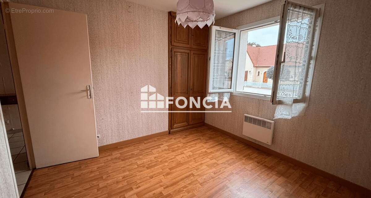 Maison à BEAUMONT-SUR-SARTHE