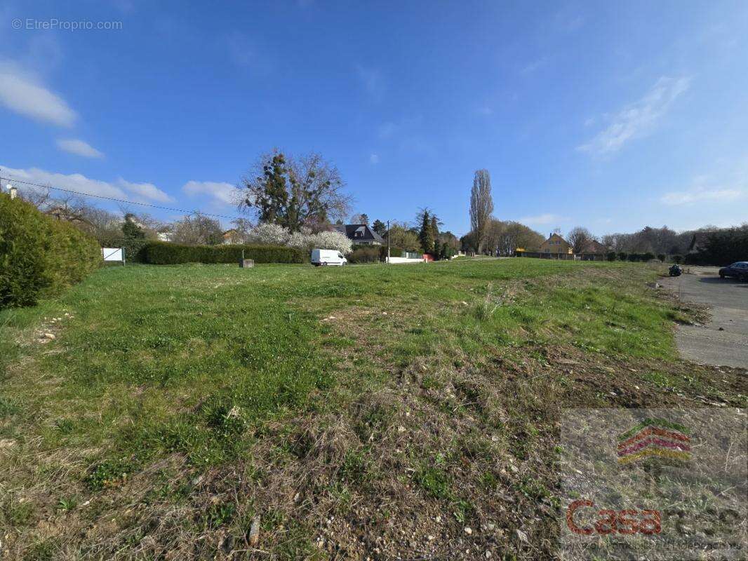 Terrain à BETHONVILLIERS