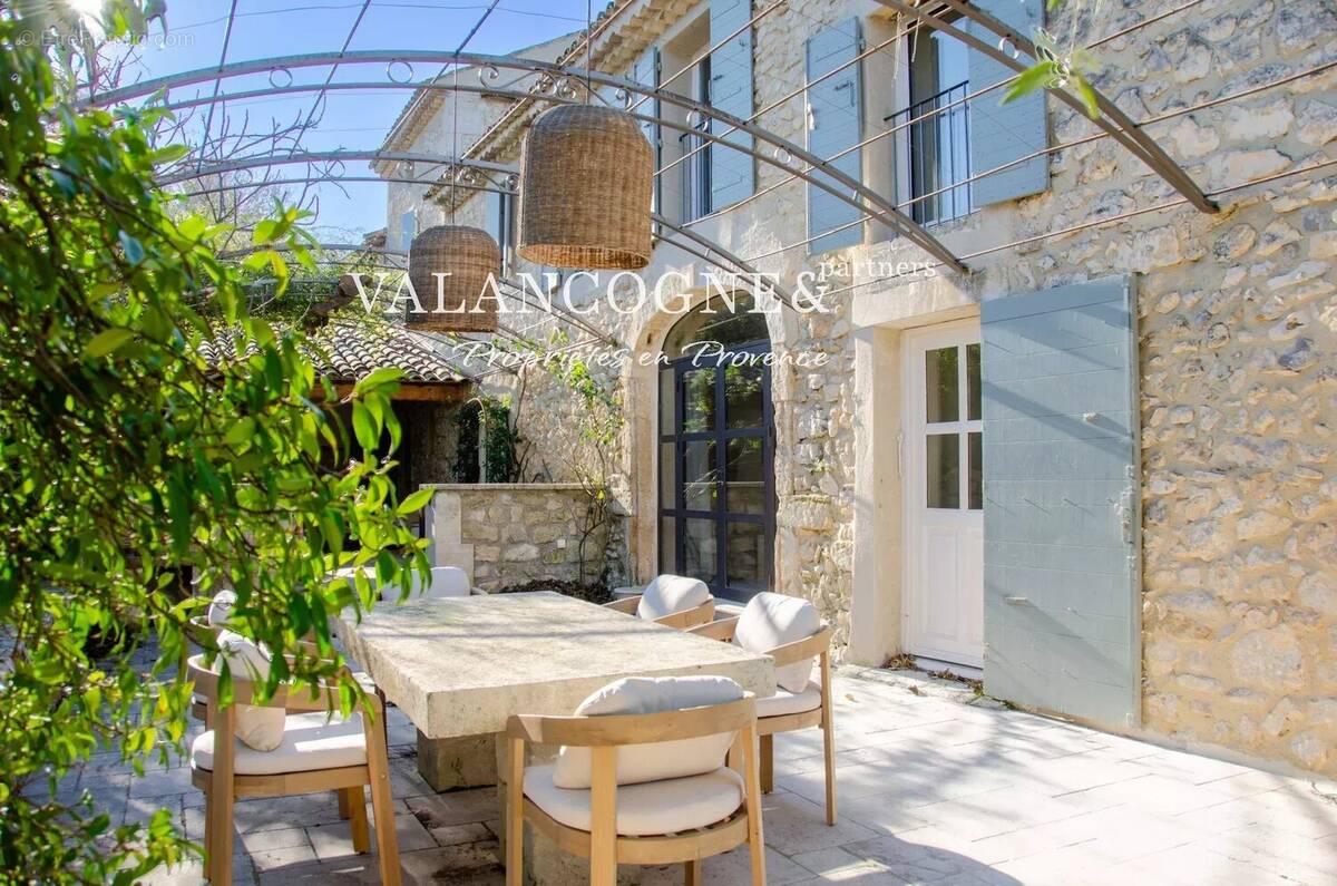 Maison à EYGALIERES