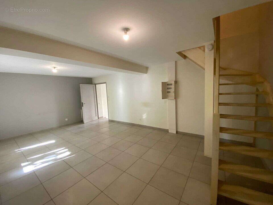 Maison à CAZAUBON