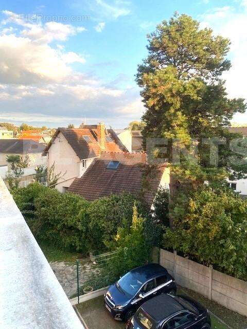 photo 8 - Appartement à SAINTE-GENEVIEVE-DES-BOIS