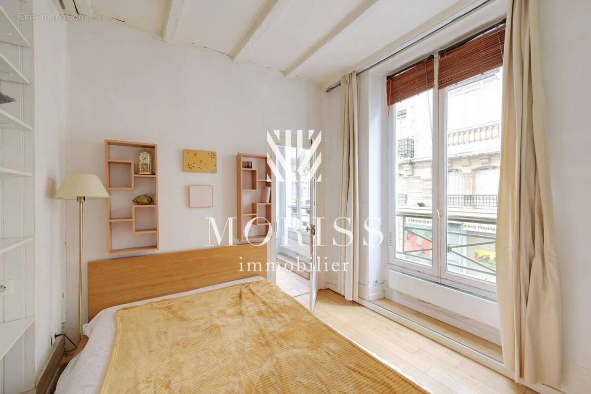 Appartement à PARIS-2E