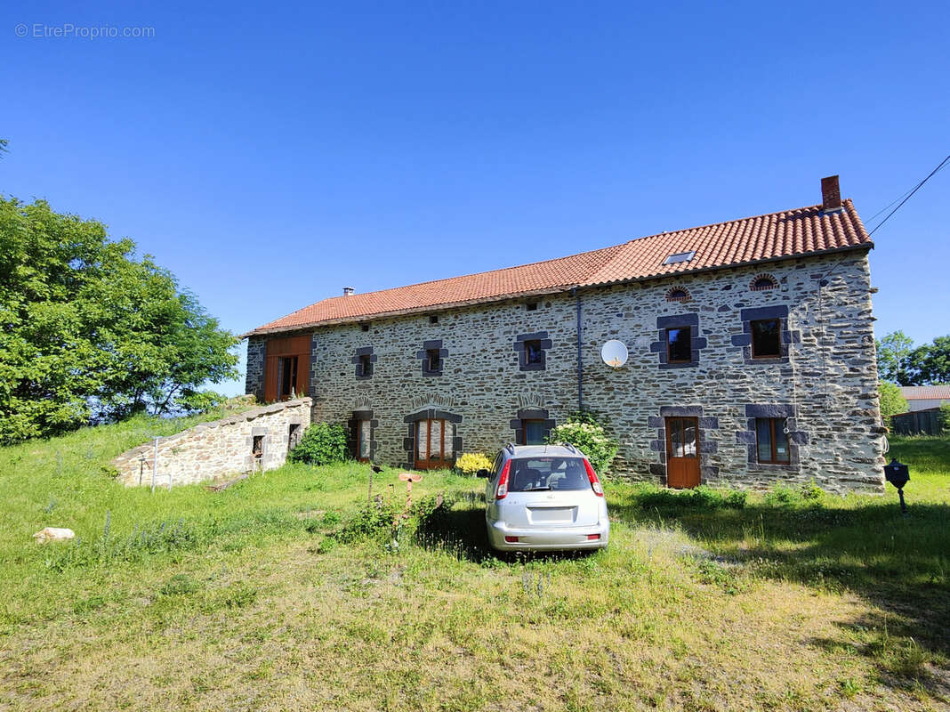 Maison à LA CHAPELLE-LAURENT