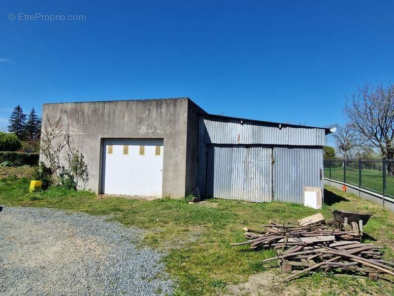 Maison à POMMERIT-LE-VICOMTE