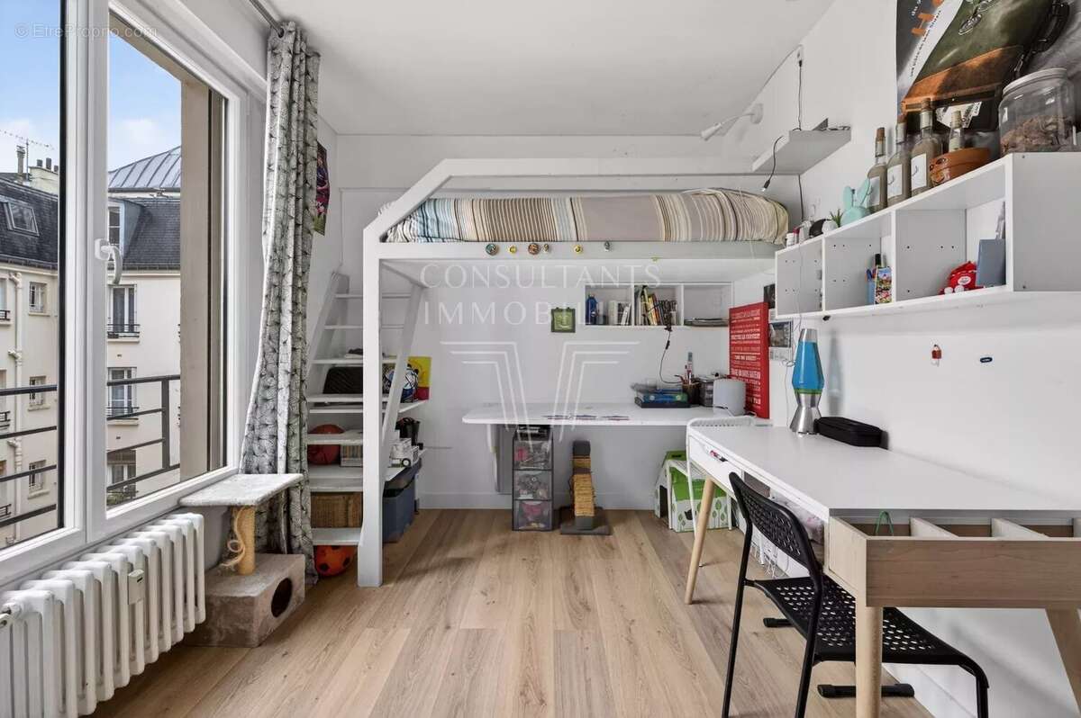 Appartement à PARIS-15E
