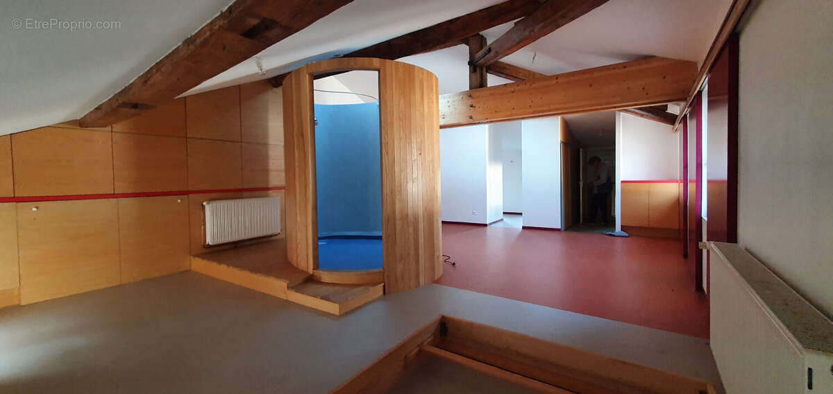 Appartement à MIRECOURT