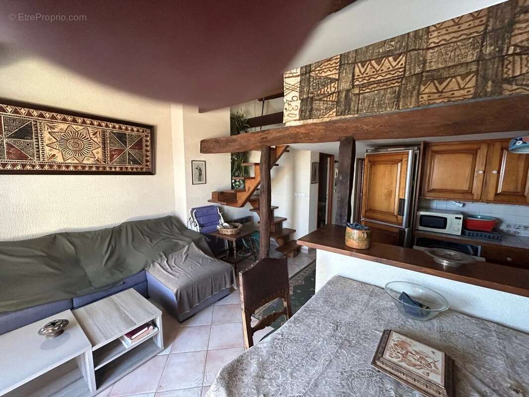 A VENDRE Maison de village sur 4 niveaux - photo 9