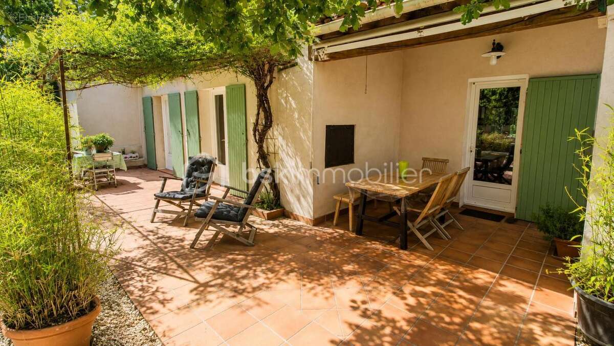 Maison à NEOULES