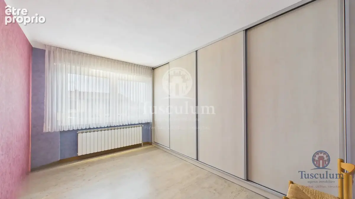 BERTRANGE – Maison familiale avec jardin, terrasses et garage - photo 15