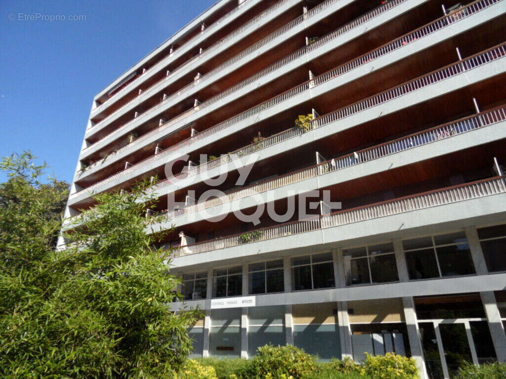 Parking à CHAVILLE