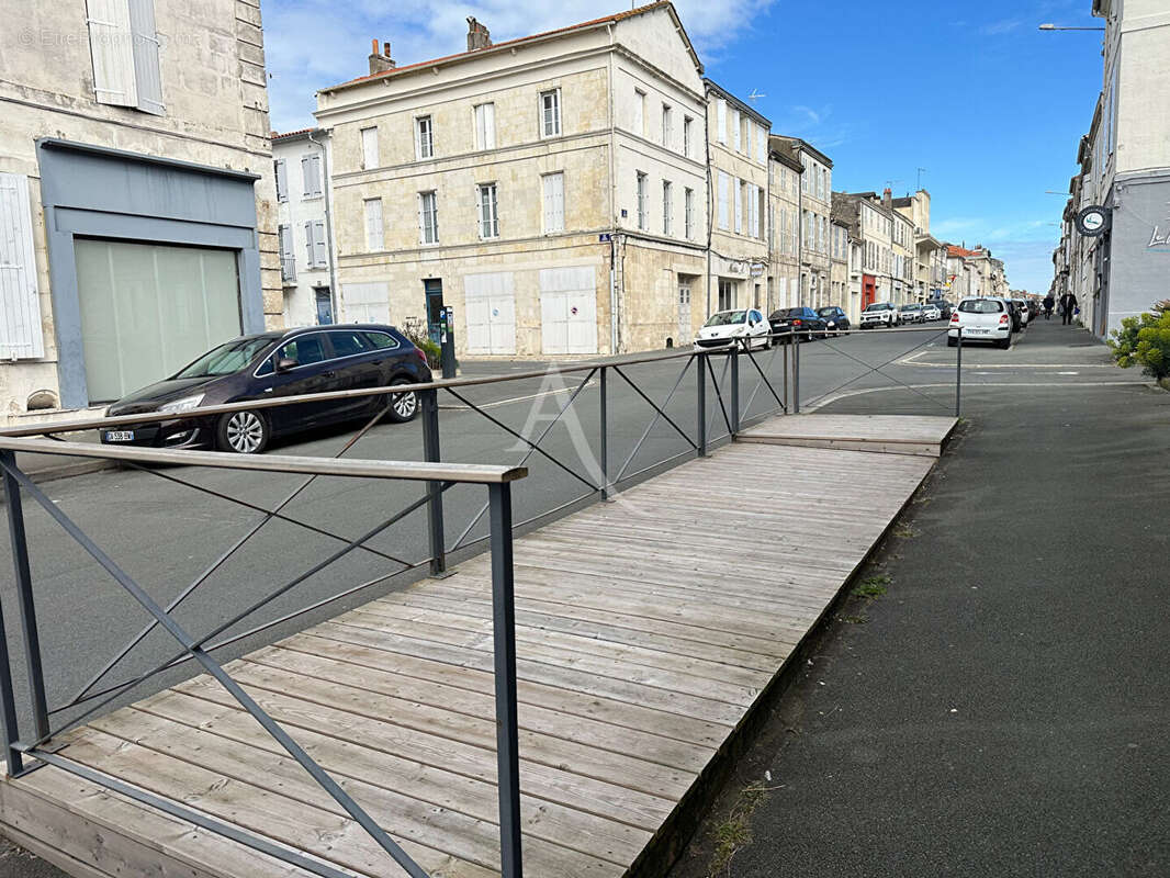 Commerce à ROCHEFORT