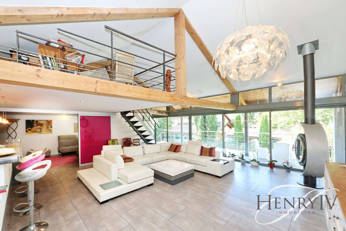 Maison à MONTBONNOT-SAINT-MARTIN