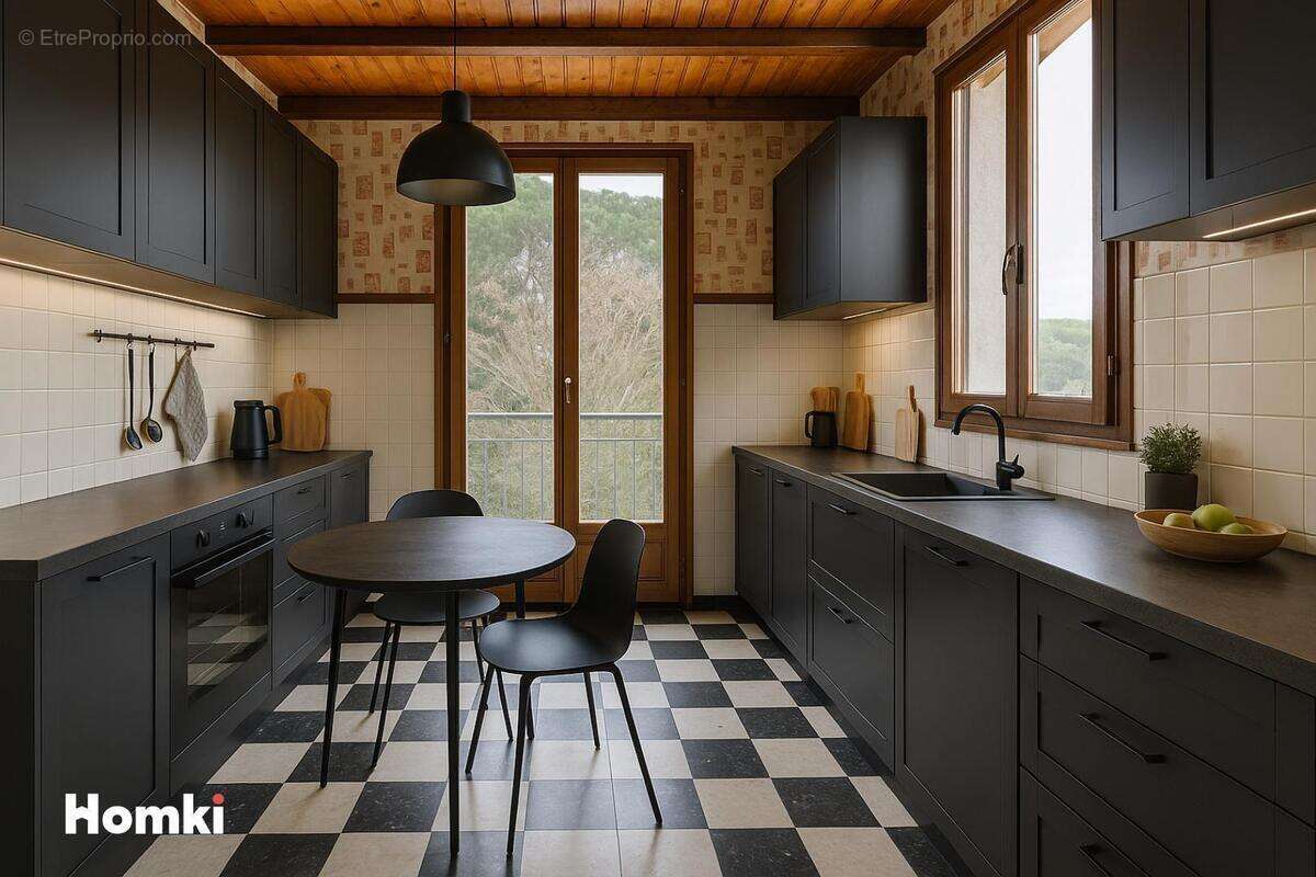 Maison à BAGNOLS-SUR-CEZE