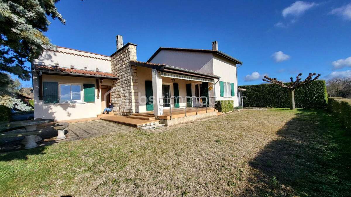 Maison t6 144 m2 avec terrain 6568 m2 - photo 9
