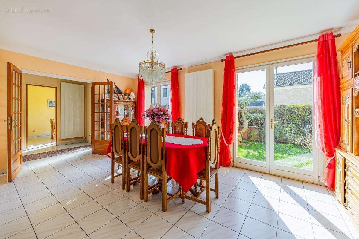 Maison à BAGNEUX