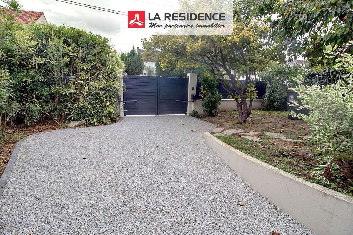 Maison à TRIEL-SUR-SEINE