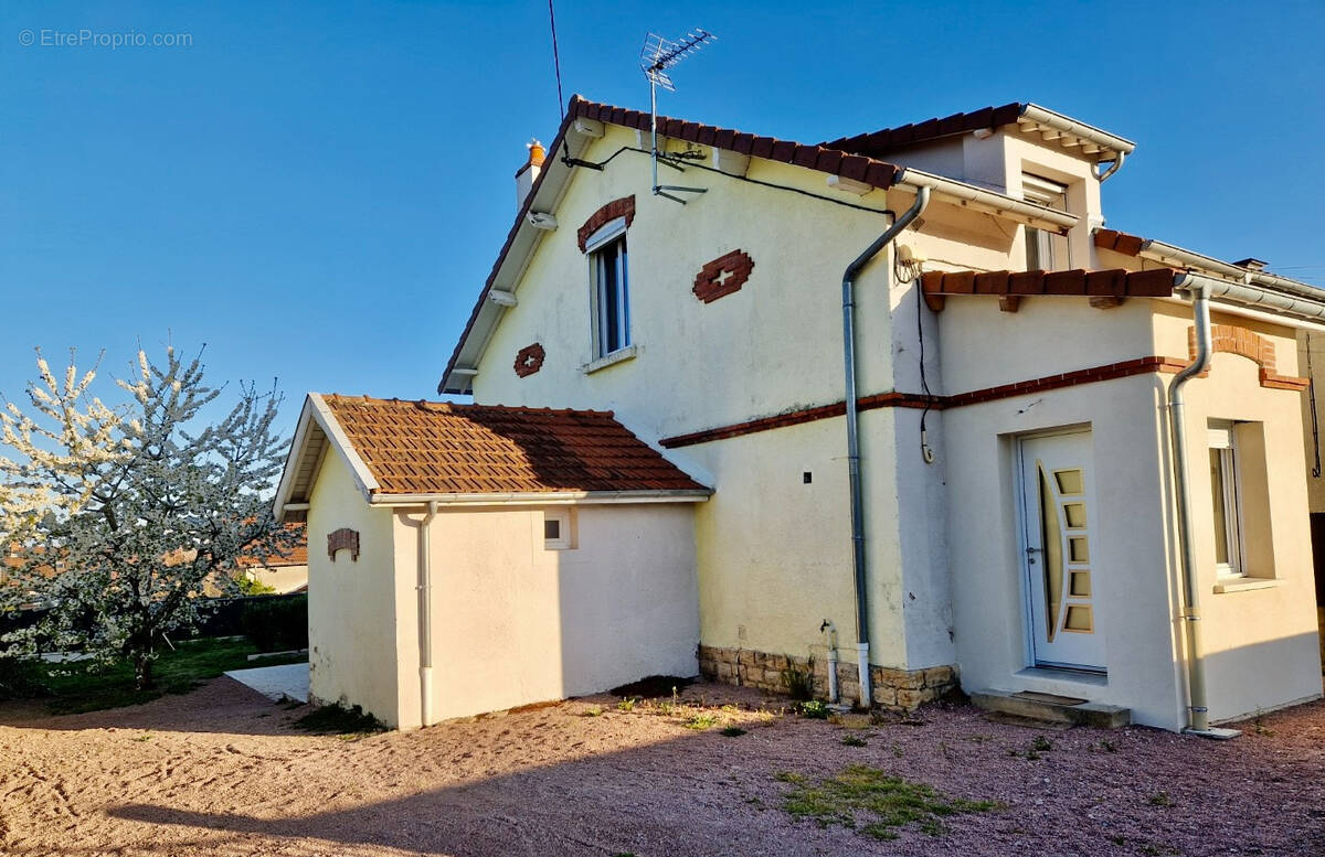 Maison à MONTCEAU-LES-MINES