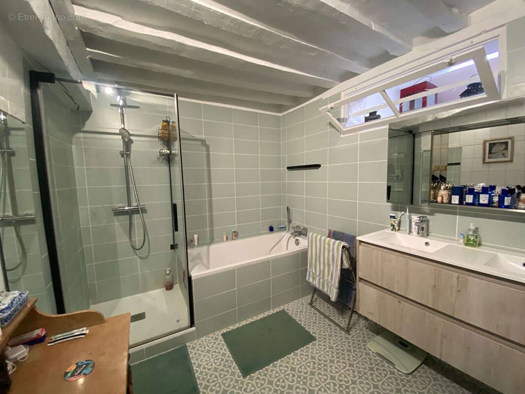 Maison à MONTLIGNON