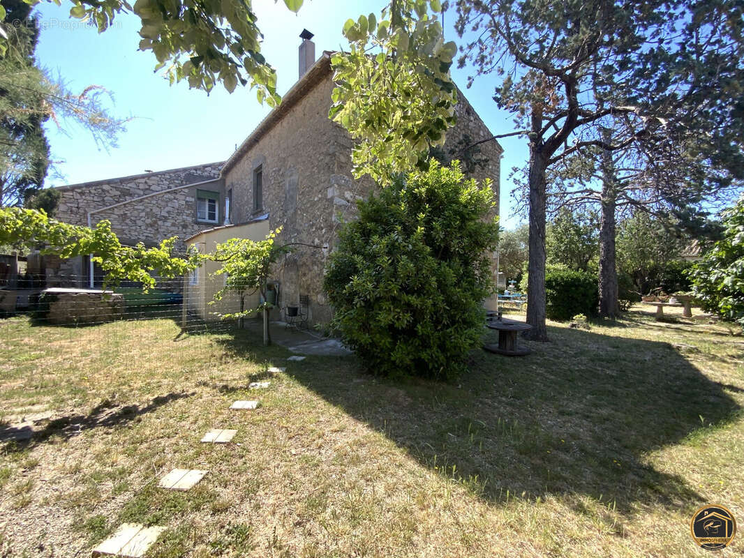 Maison à GINESTAS