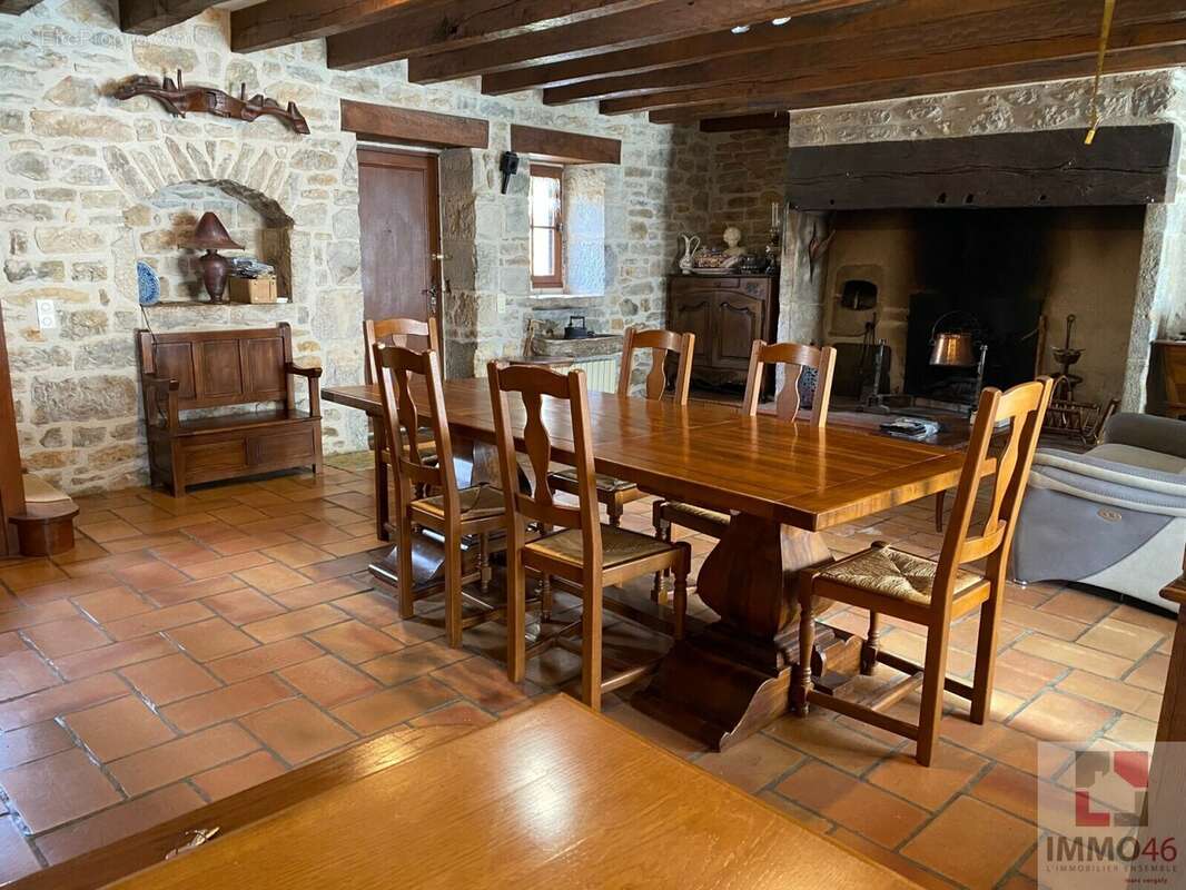 Maison à GRAMAT