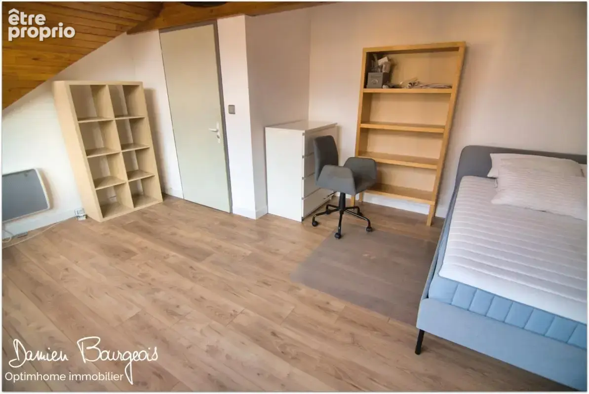 Duplex en dernier étage de 146 m² (208 m² au sol) avec double garage et cave - photo 7