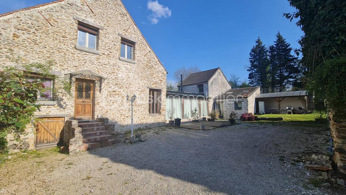 Maison à POMMEUSE