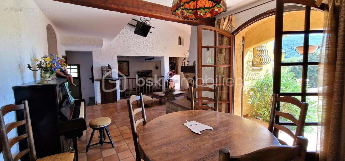Maison à LA TURBIE