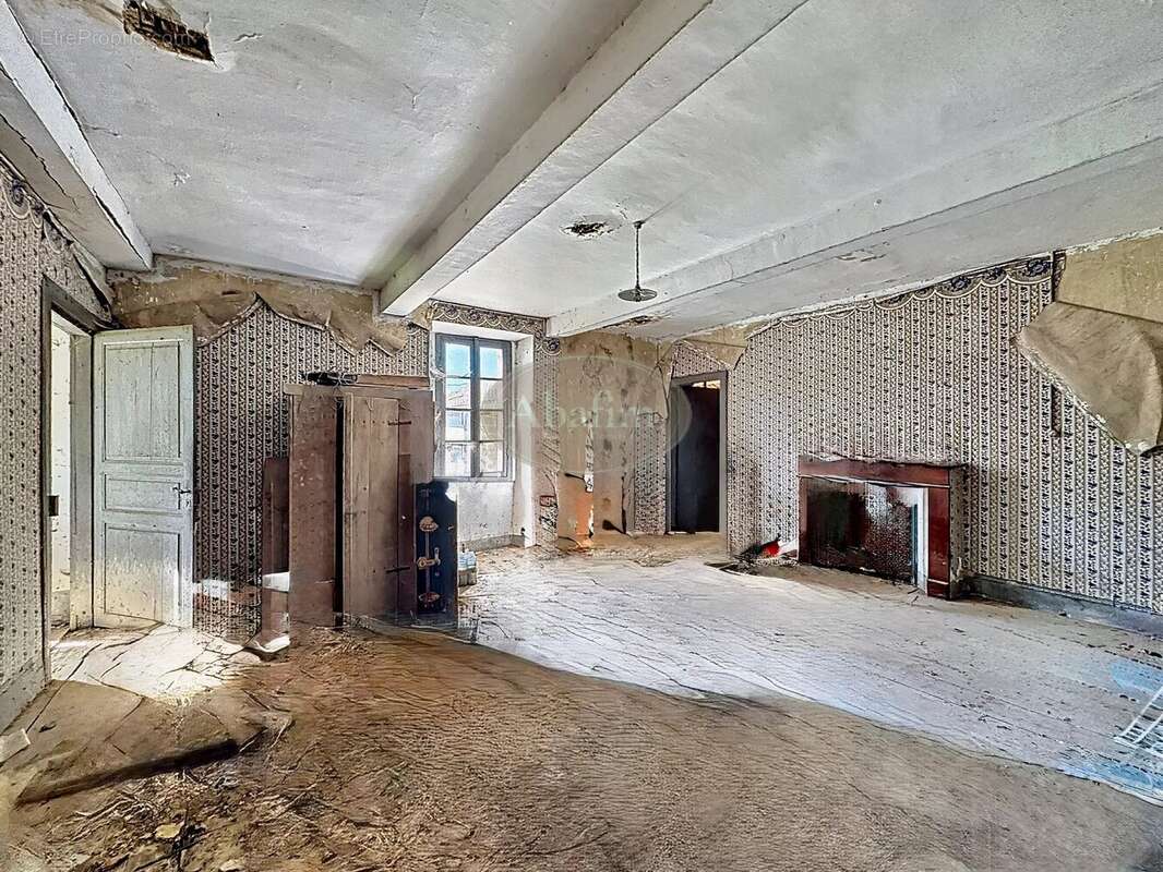 Maison à LAMARQUE-RUSTAING