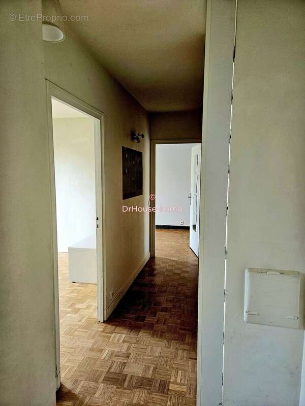 Appartement à SAINT-MAUR-DES-FOSSES