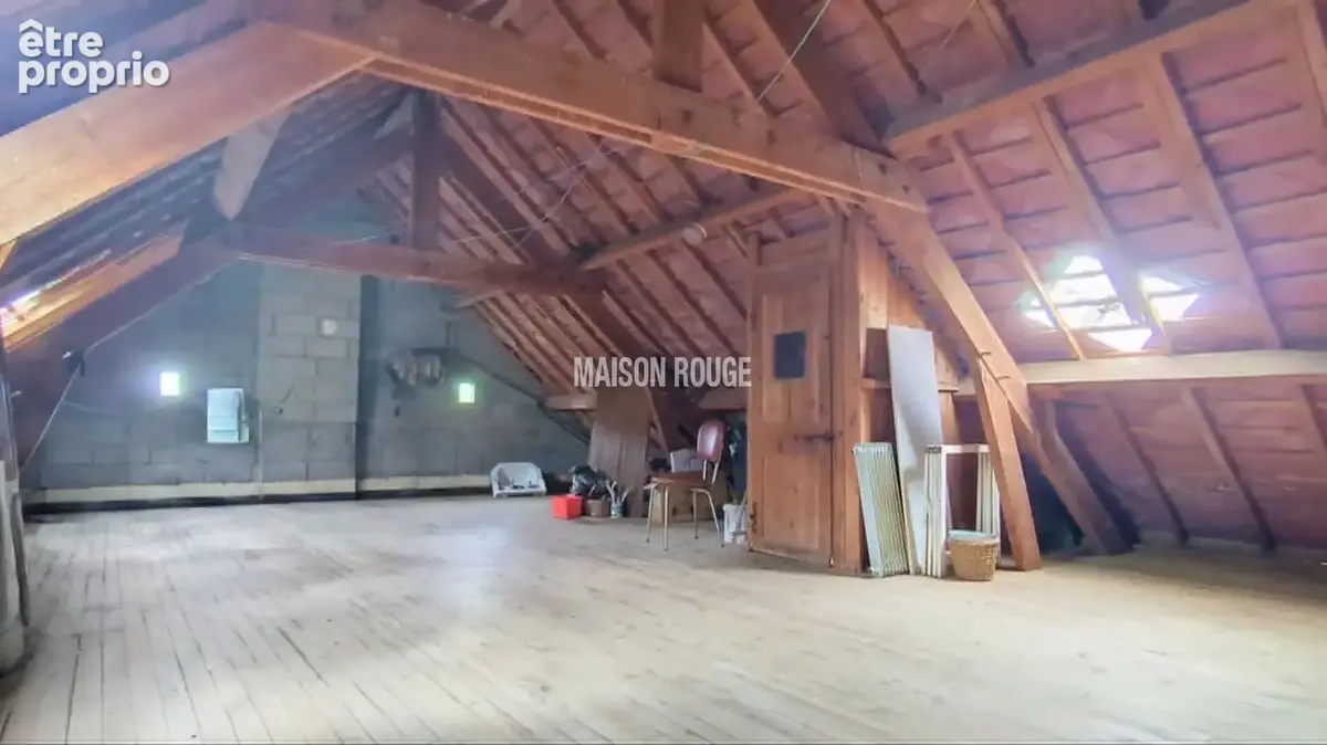 Maison familiale à vendre à Ploëzal , 4 chambres, grenier aménageable et terrain de 1 550 m² - photo 12