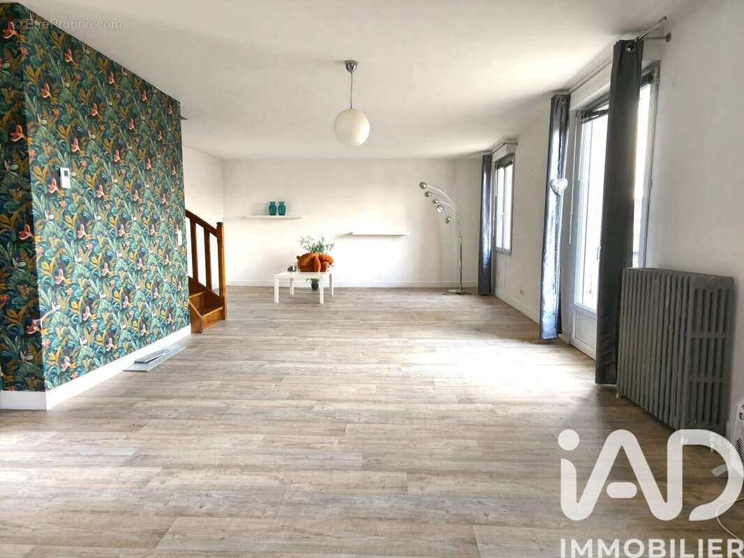 Photo 4 - Maison à SAINT-PRIEST-EN-JAREZ