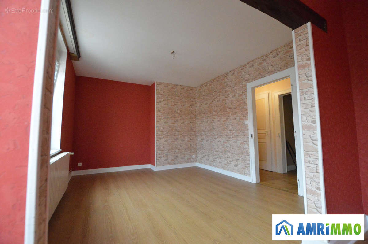 Maison à CHAMBLEY-BUSSIERES