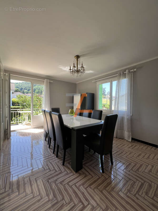 Maison à AUREC-SUR-LOIRE