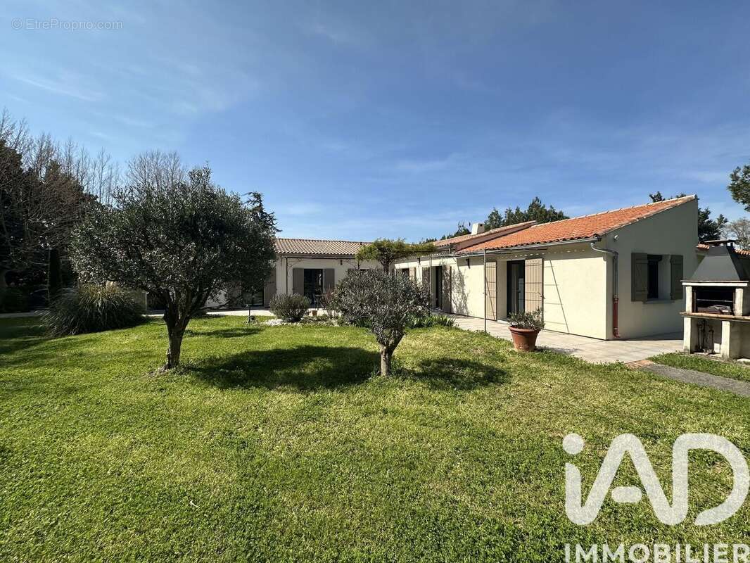 Photo 2 - Maison à MORIERES-LES-AVIGNON