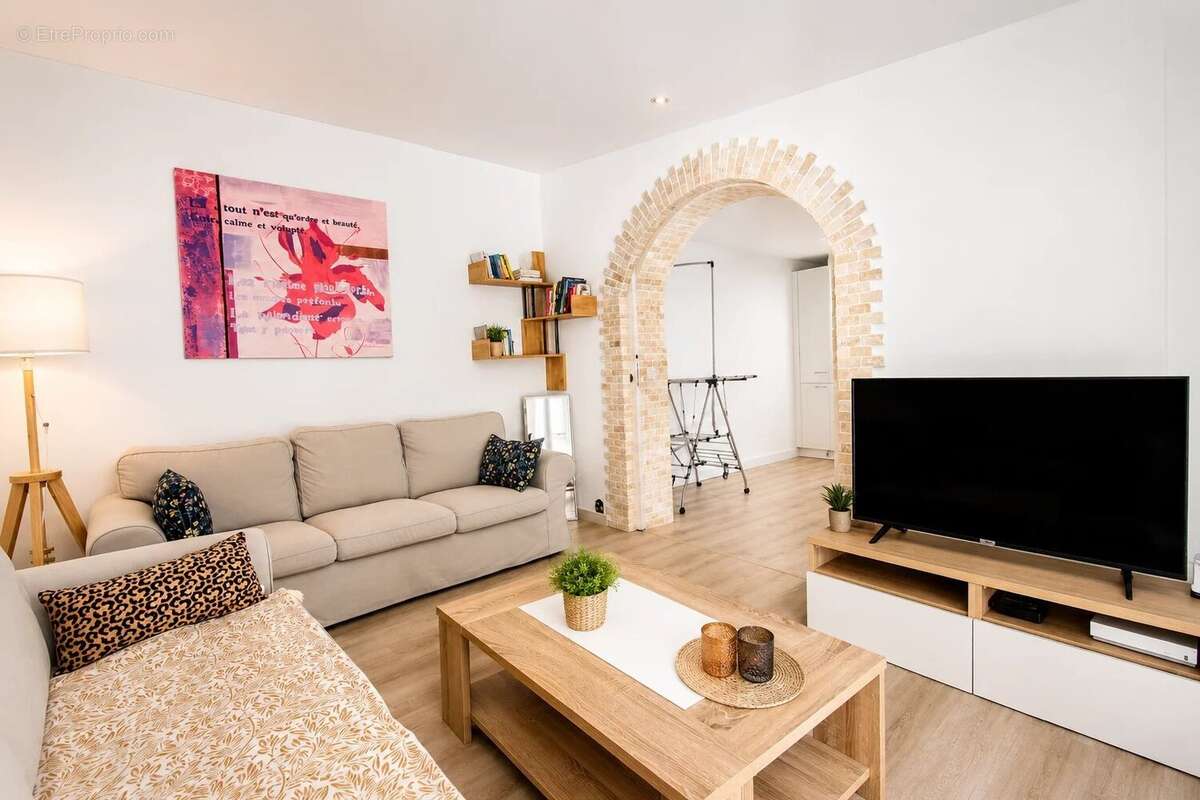 Appartement à CAP-D'AIL