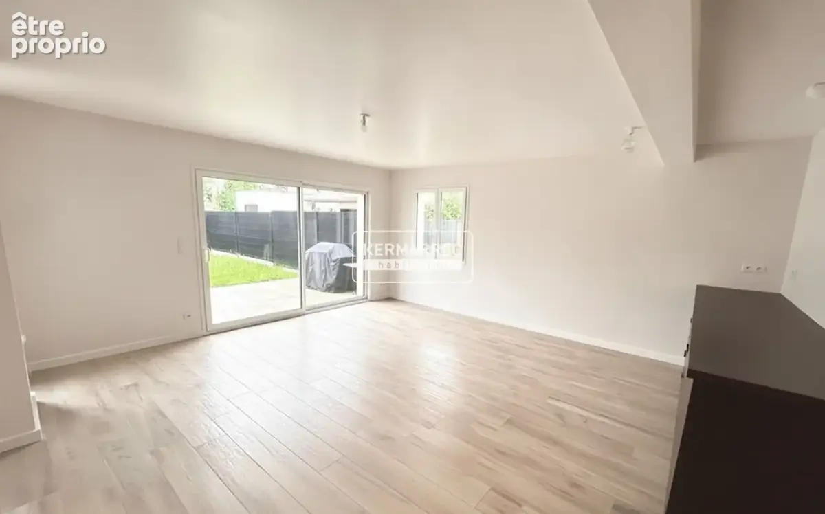 Maison SAINT AUBIN D'AUBIGNÉ - 6 Chambres -126 m² - photo 2