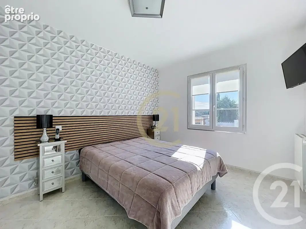 Maison 7 pièces 225 m² à vendre à Ledenon (30210) - photo 6