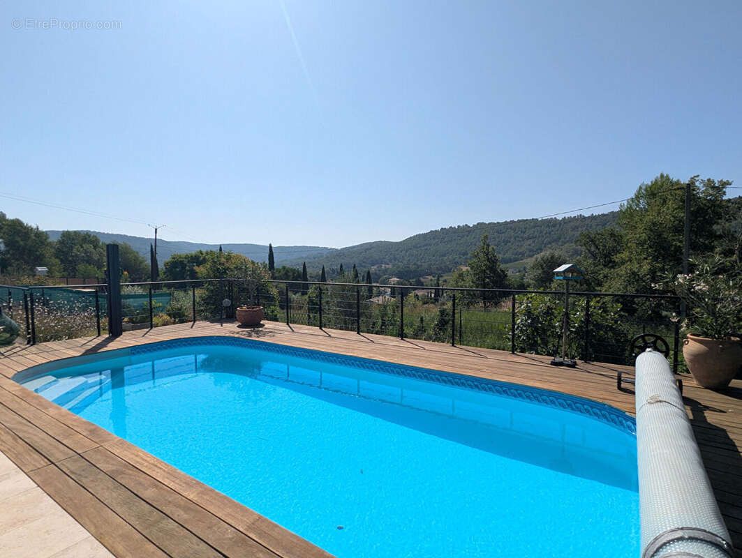 SALERNES, maison de plain-pied, 3 chambres, piscine au calme - photo 3