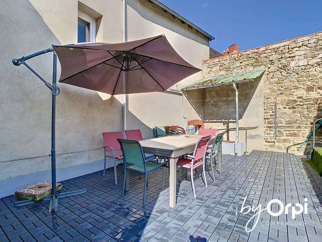 Maison à MARCILLAT-EN-COMBRAILLE