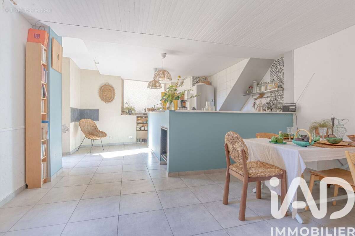 Photo 2 - Maison à LIVINHAC-LE-HAUT