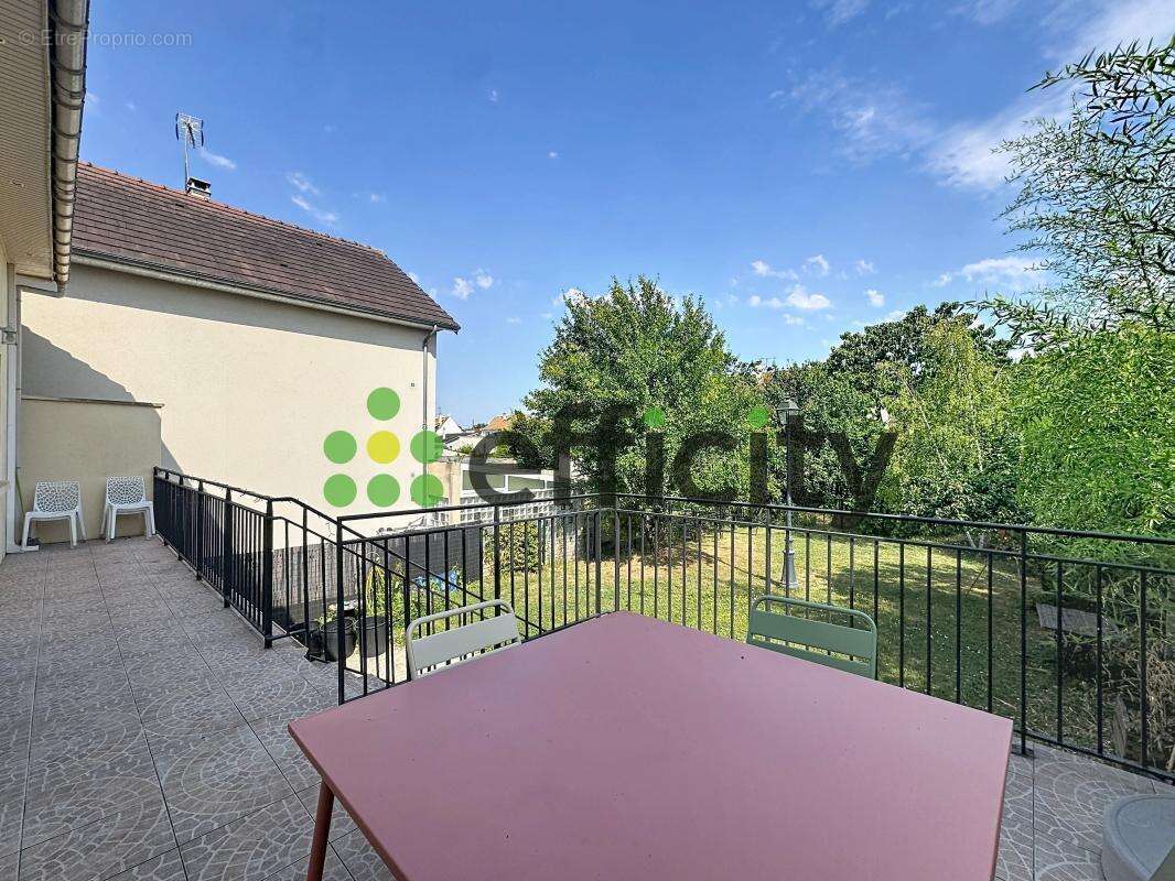 Maison 134 m² à Gournay-Sur-Marne  - photo 16