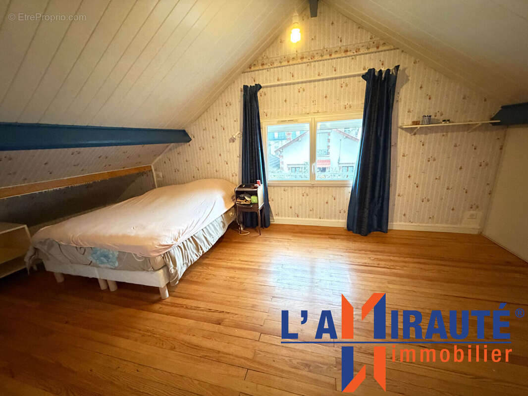 Maison à SARTROUVILLE