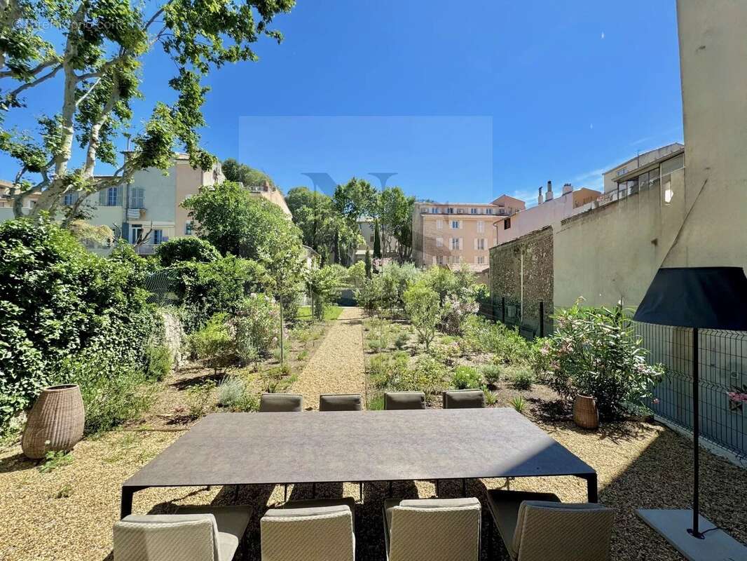 Maison à AIX-EN-PROVENCE