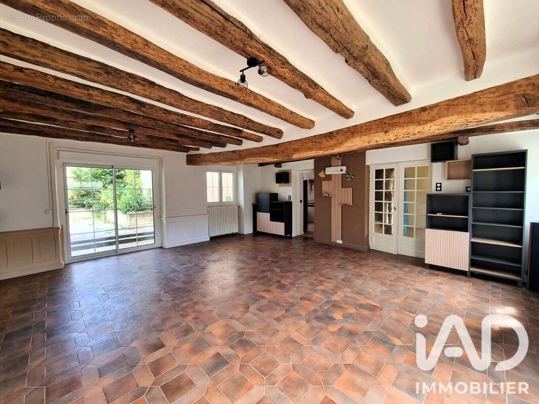 Maison 170 m² à Gironville-Sur-Essonne  - photo 8