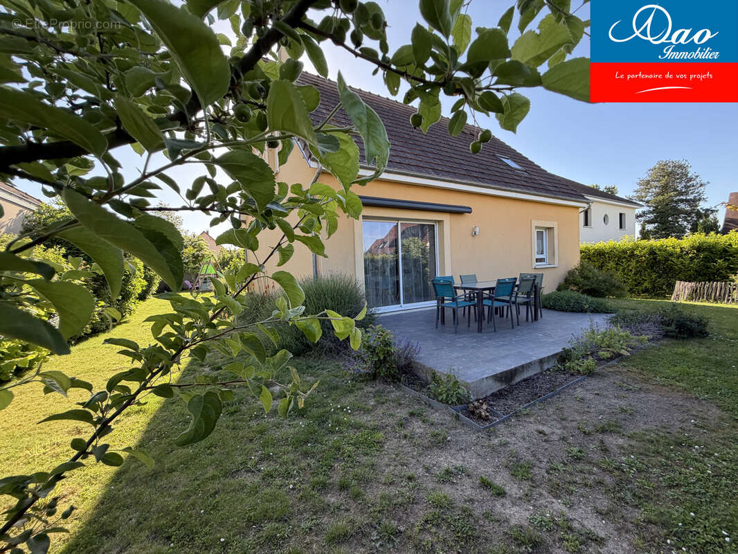 Maison à LA RIVIERE-DE-CORPS