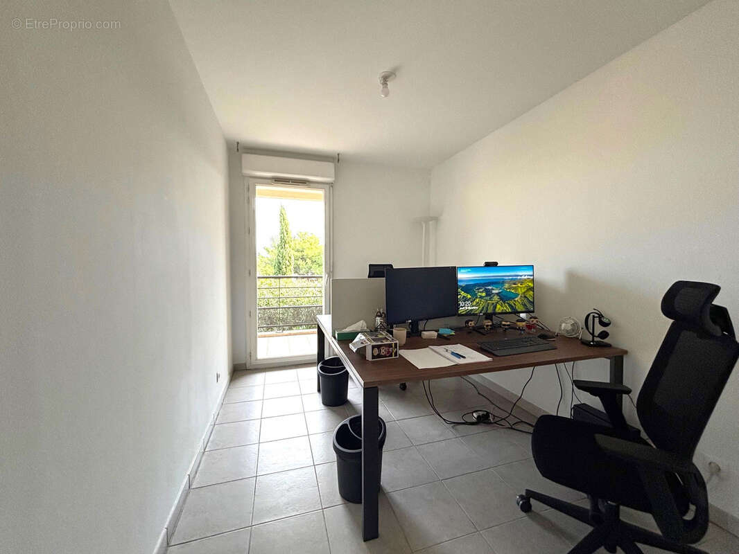 Appartement à MARSEILLE-15E